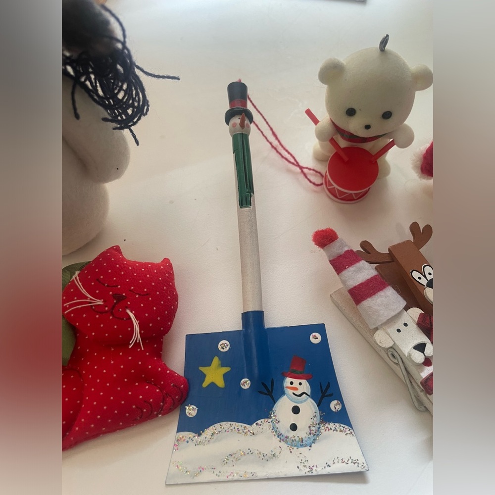 Bundle of Holiday Ornaments, 7 total - Picture 2 of 8